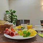Centro West 3*
