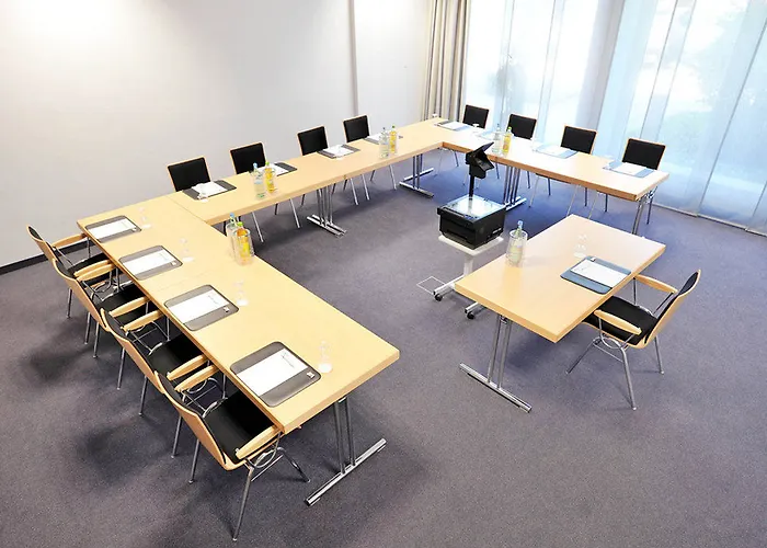 Centro West فندق 3*