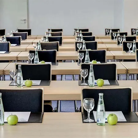 Отель Centro West 3*